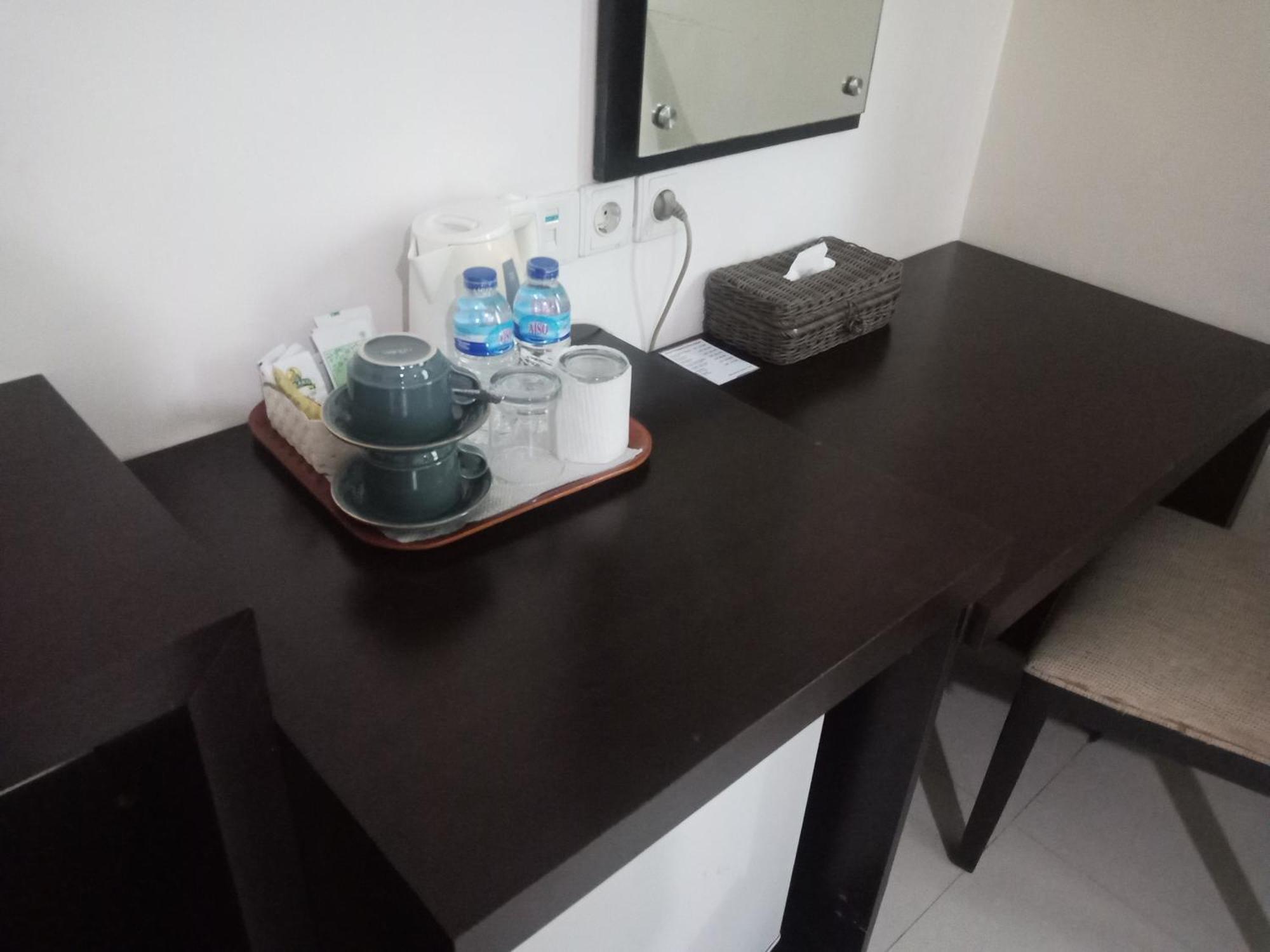 Manise Hotel Ambon Esterno foto