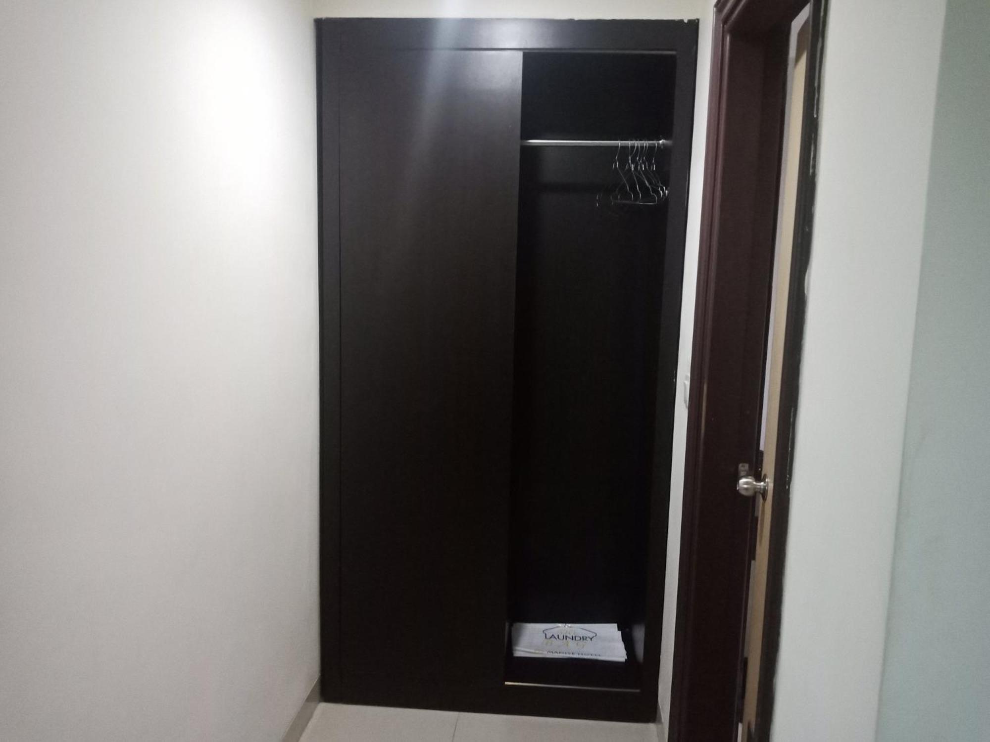 Manise Hotel Ambon Esterno foto