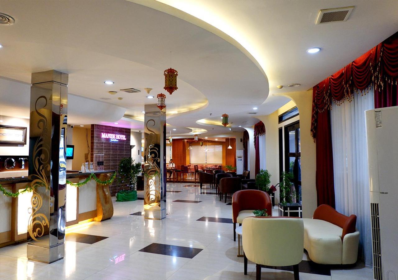 Manise Hotel Ambon Esterno foto